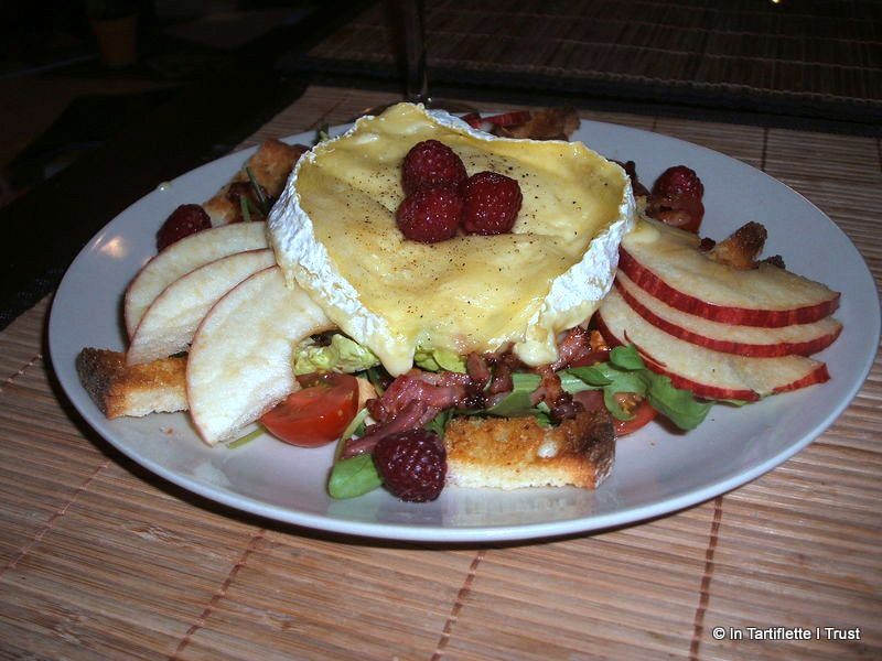 salade camembert lardons framboises pommes