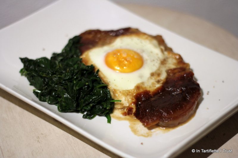 Welsh gratiné aux comté & scamorza fumée, tombée d'épinards