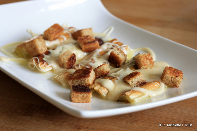 Fondue de comté, poireaux rôtis croûtons au beurre