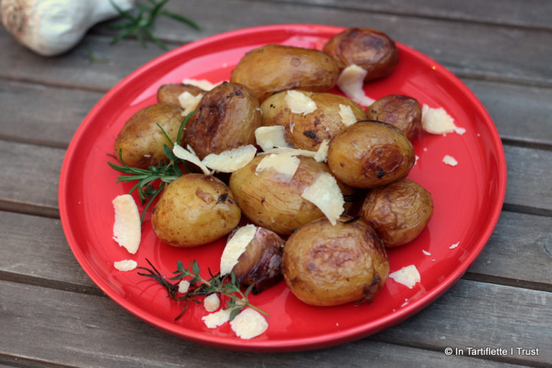 Pommes de terre au four au romarin : Recette de Pommes de terre au four au  romarin