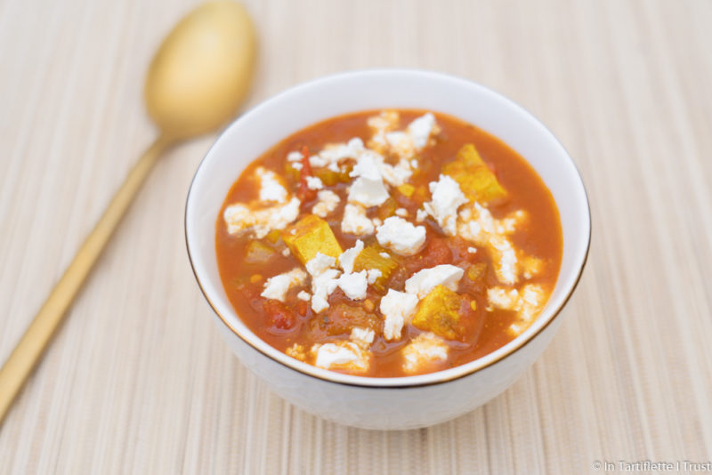 Soupe tomates épices tofu